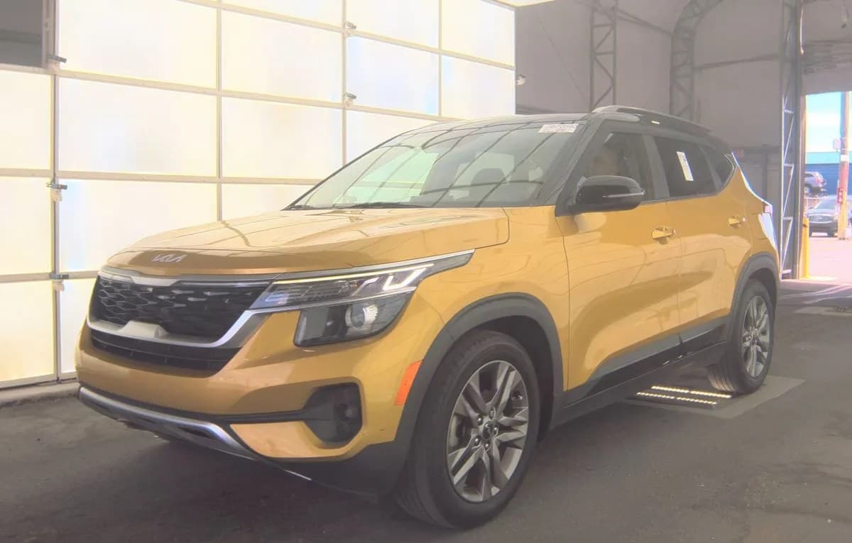 2022 KIA SELTOS S 2