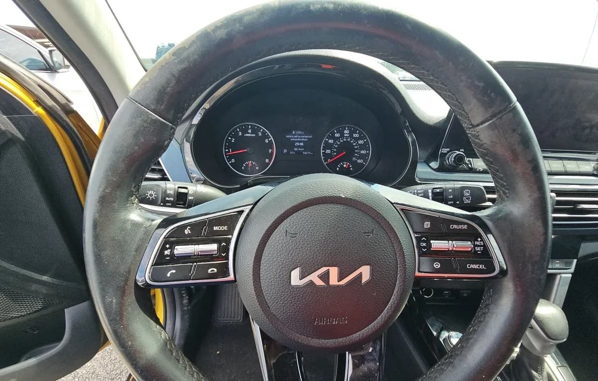 2022 KIA SELTOS S 7