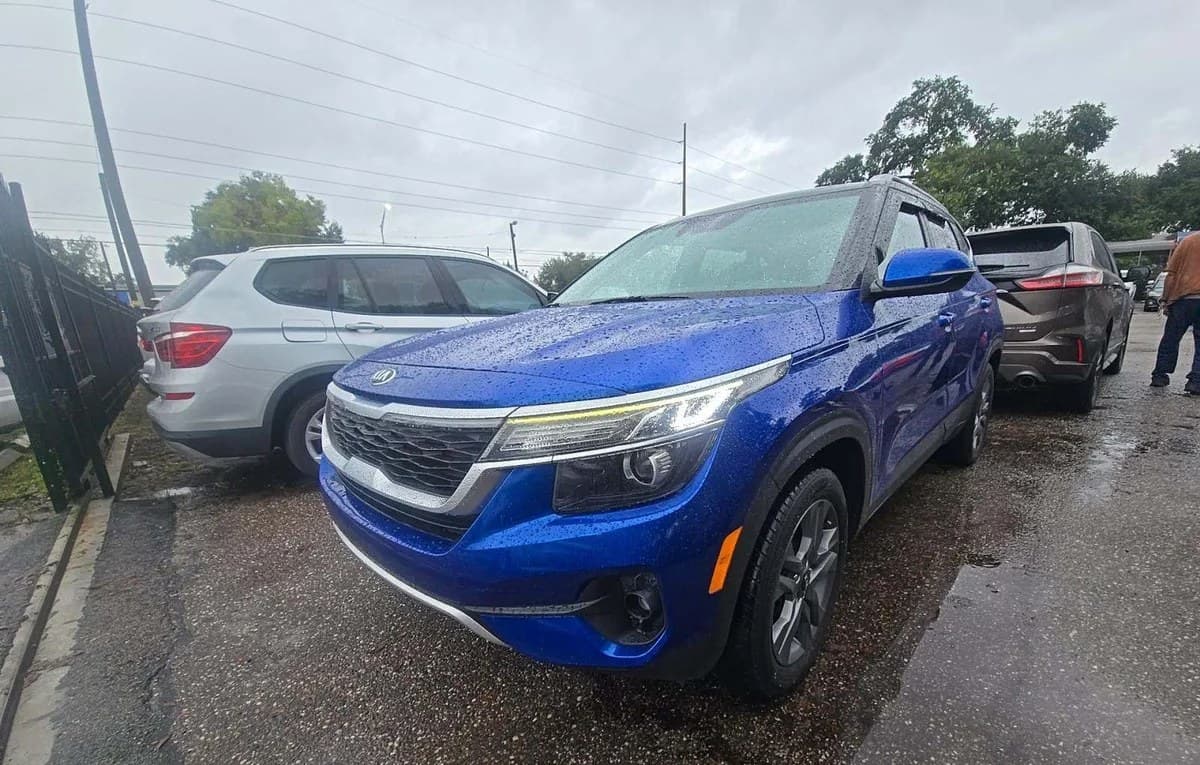 2021 KIA SELTOS S 2