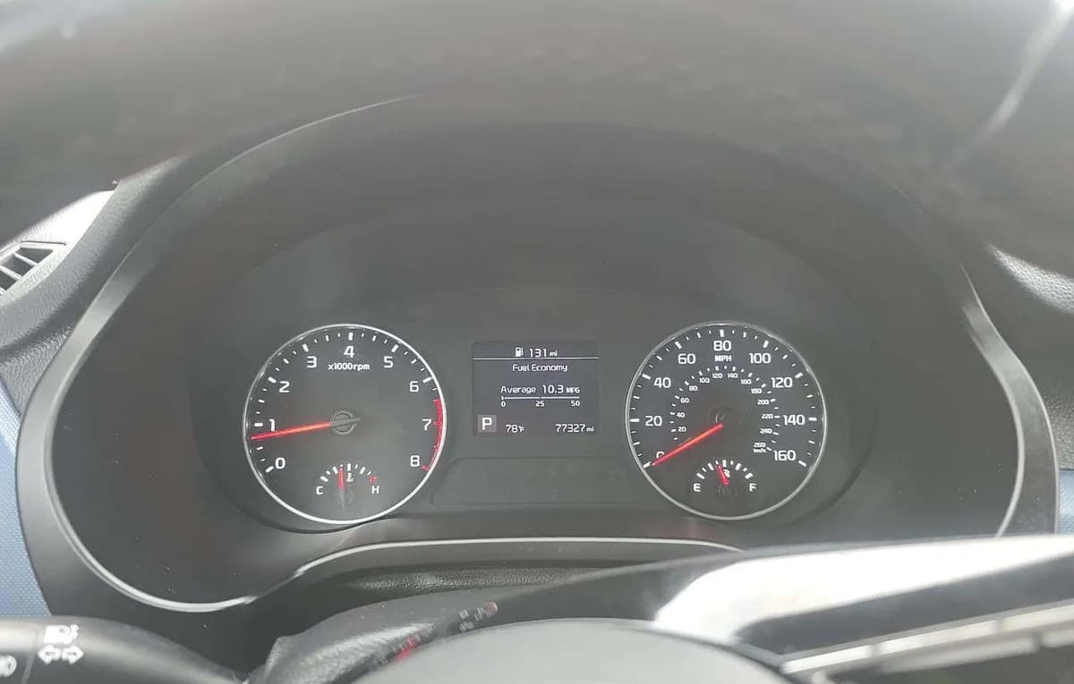 2021 KIA SELTOS S 6