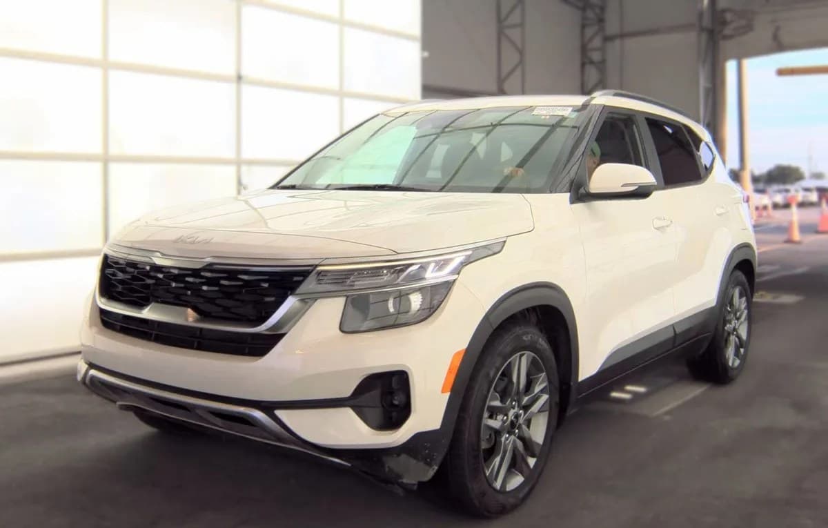 2023 KIA SELTOS S 2