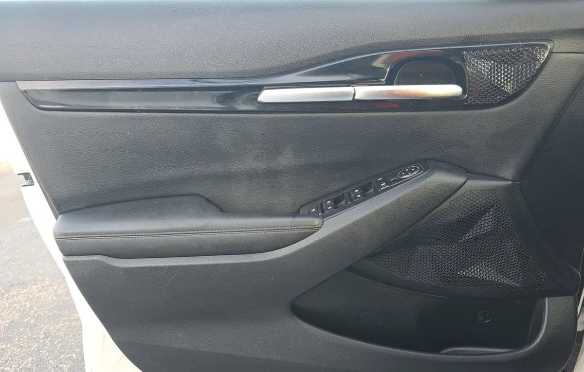 2023 KIA SELTOS S 6