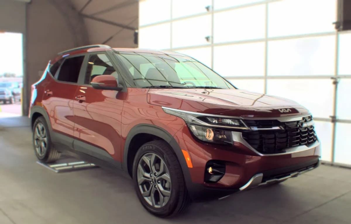 2024 KIA SELTOS S 4