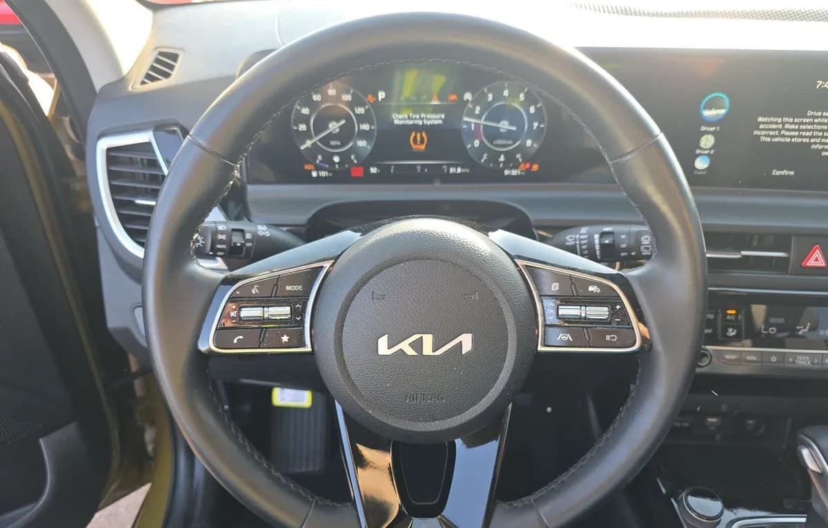2024 KIA SELTOS S 7