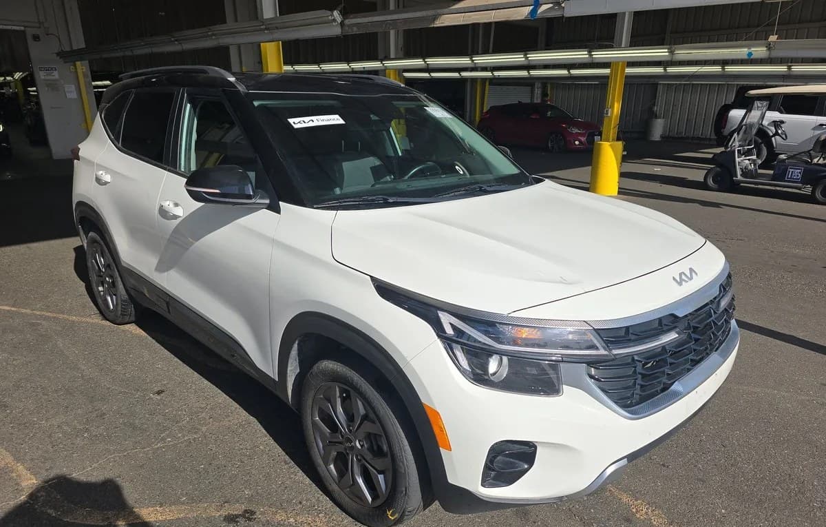 2024 KIA SELTOS S 4