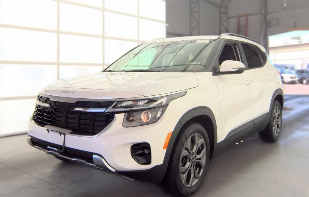 2024 KIA SELTOS S 1
