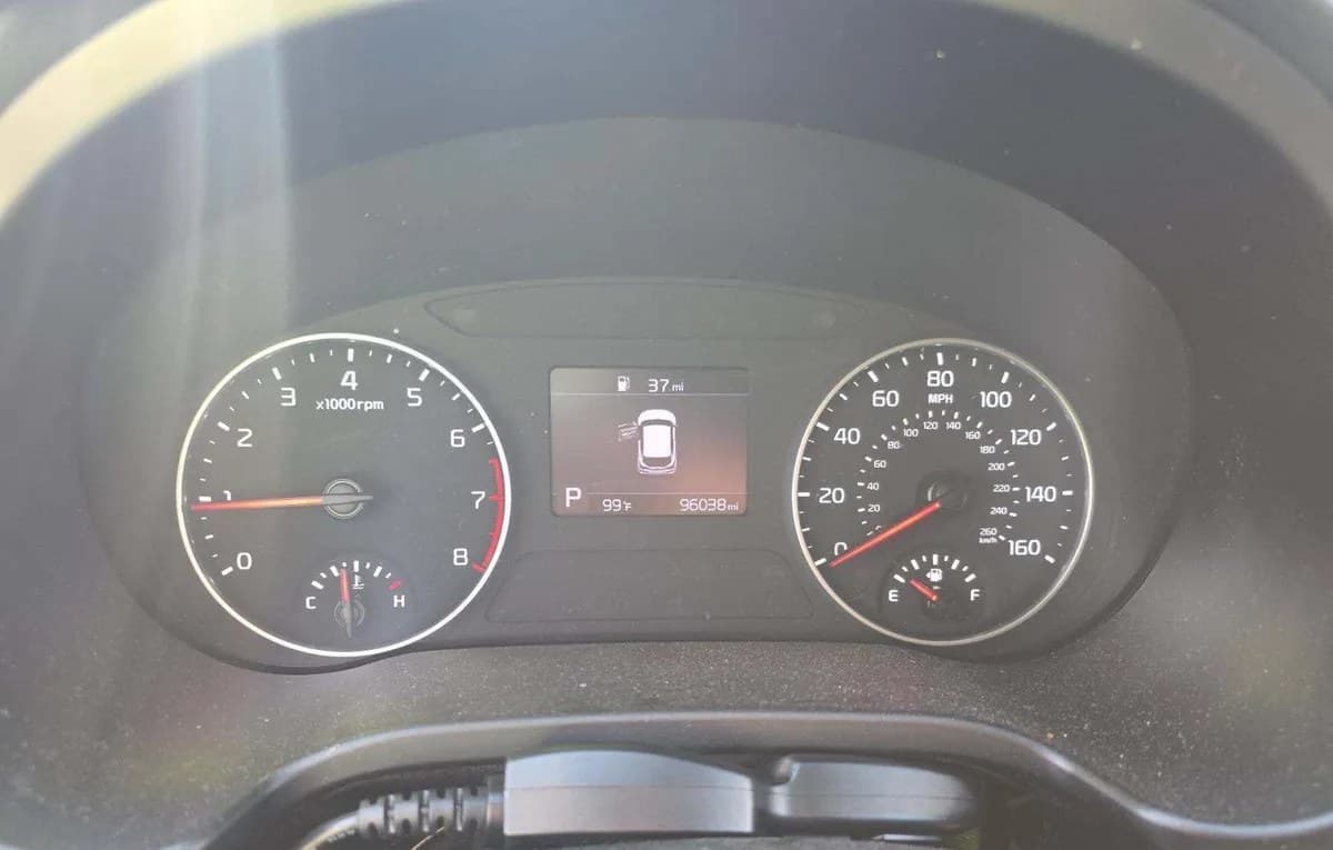 2021 KIA SELTOS S 6