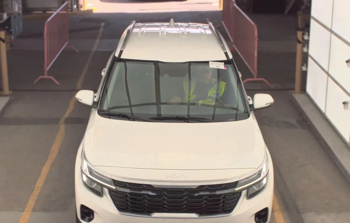 2024 KIA SELTOS S 3