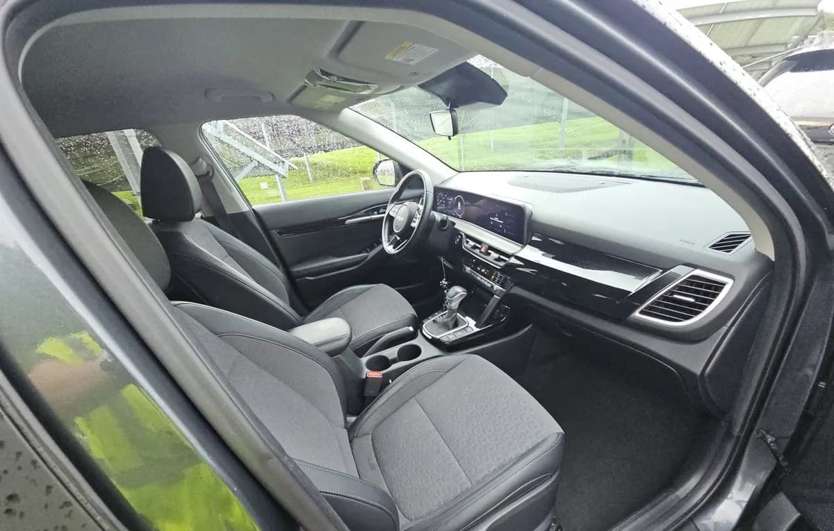 2024 KIA SELTOS S 5