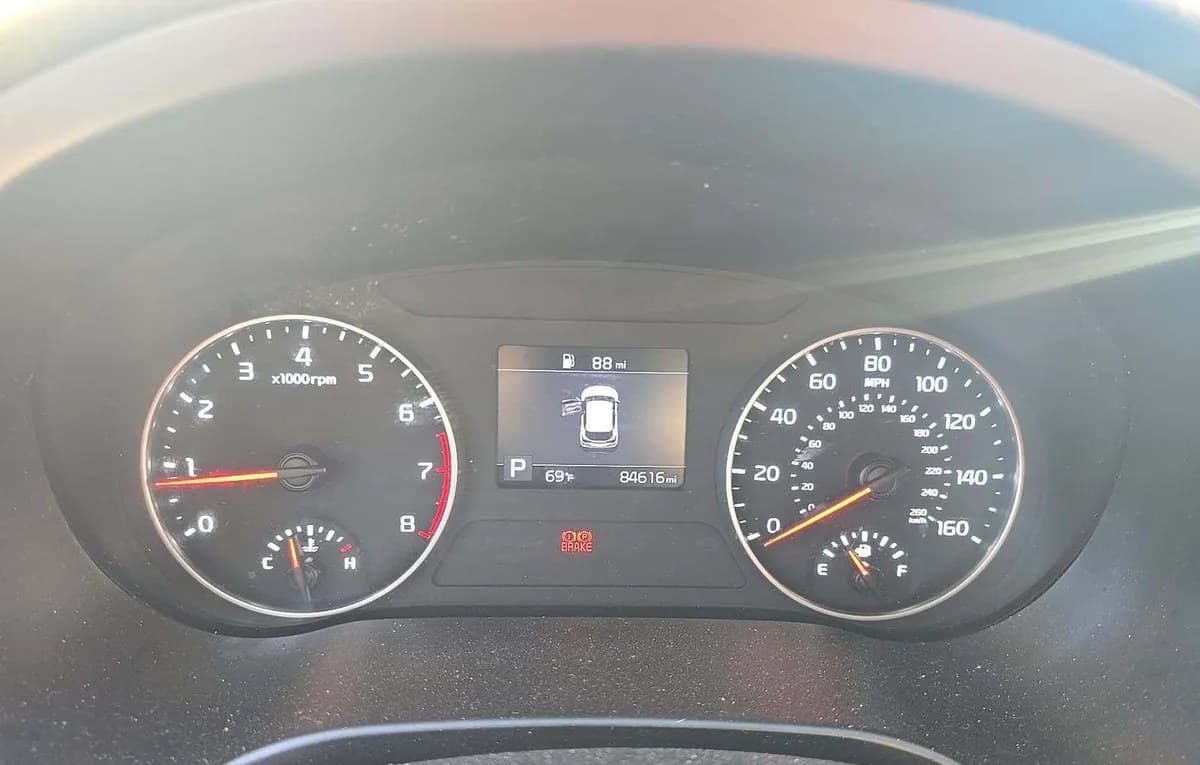 2021 KIA SELTOS S 6