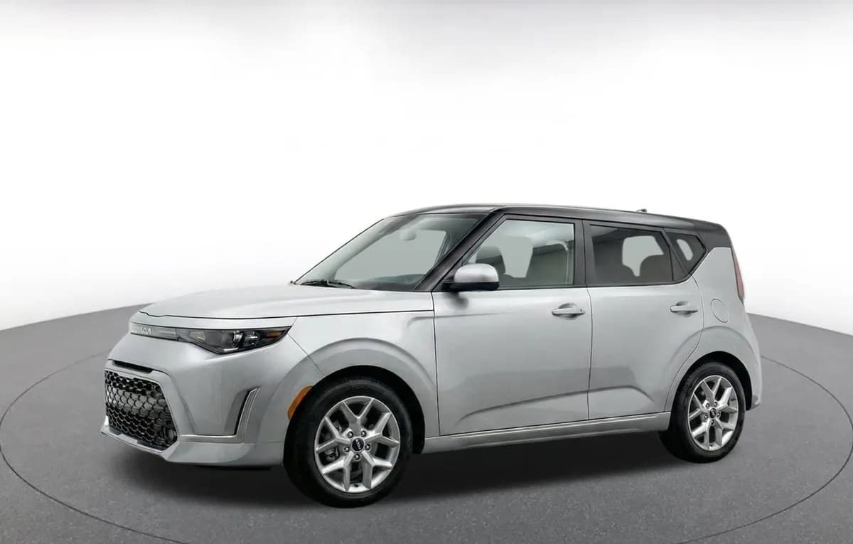 2025 KIA SOUL LX 3