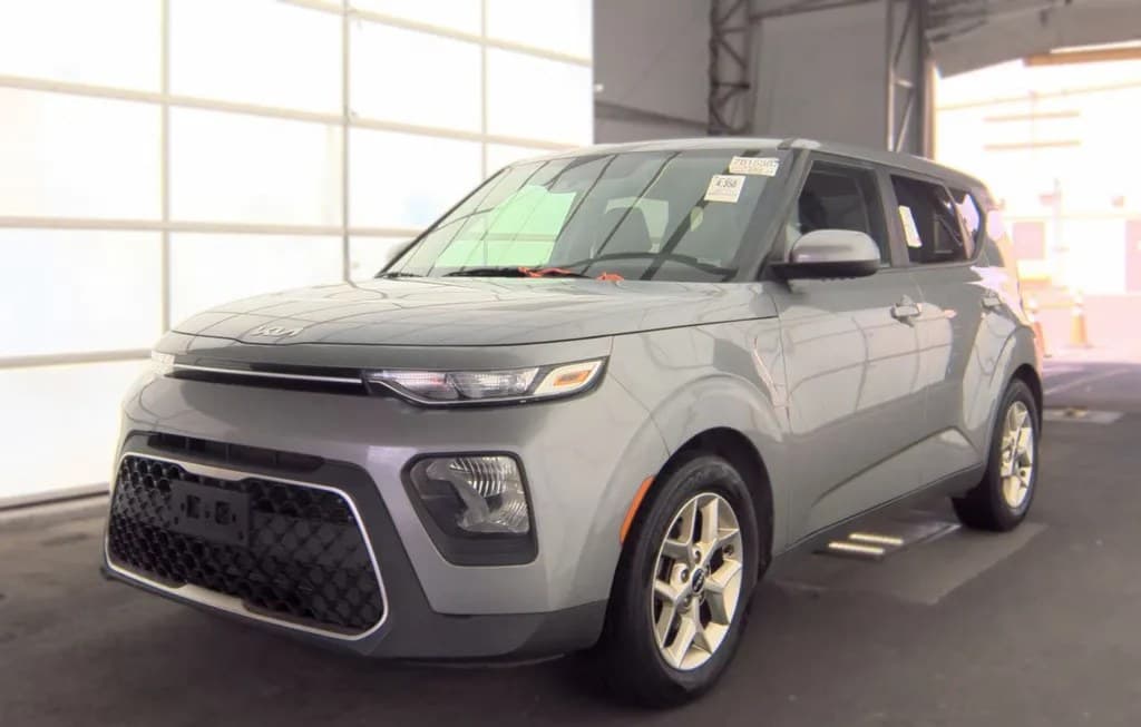 2022 KIA SOUL LX