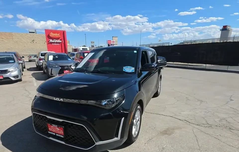 2023 KIA SOUL LX 2