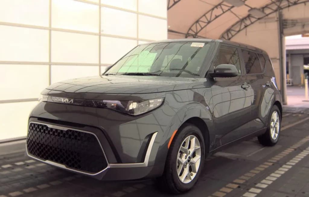 2025 KIA SOUL LX