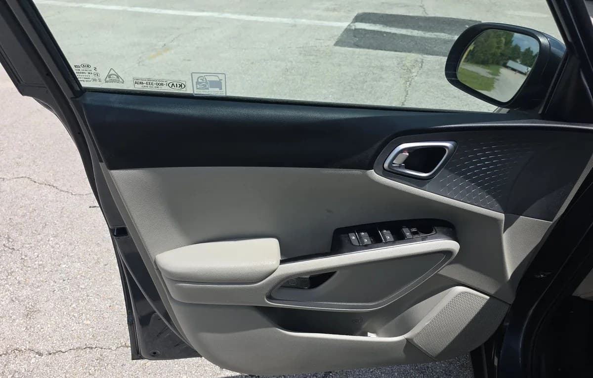 2020 KIA SOUL LX 6