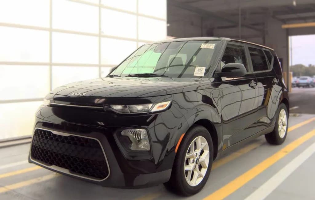 2022 KIA SOUL LX