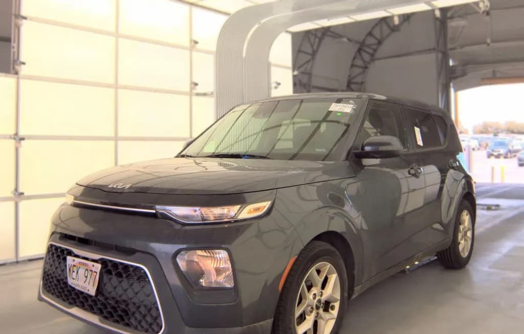 2022 KIA SOUL LX
