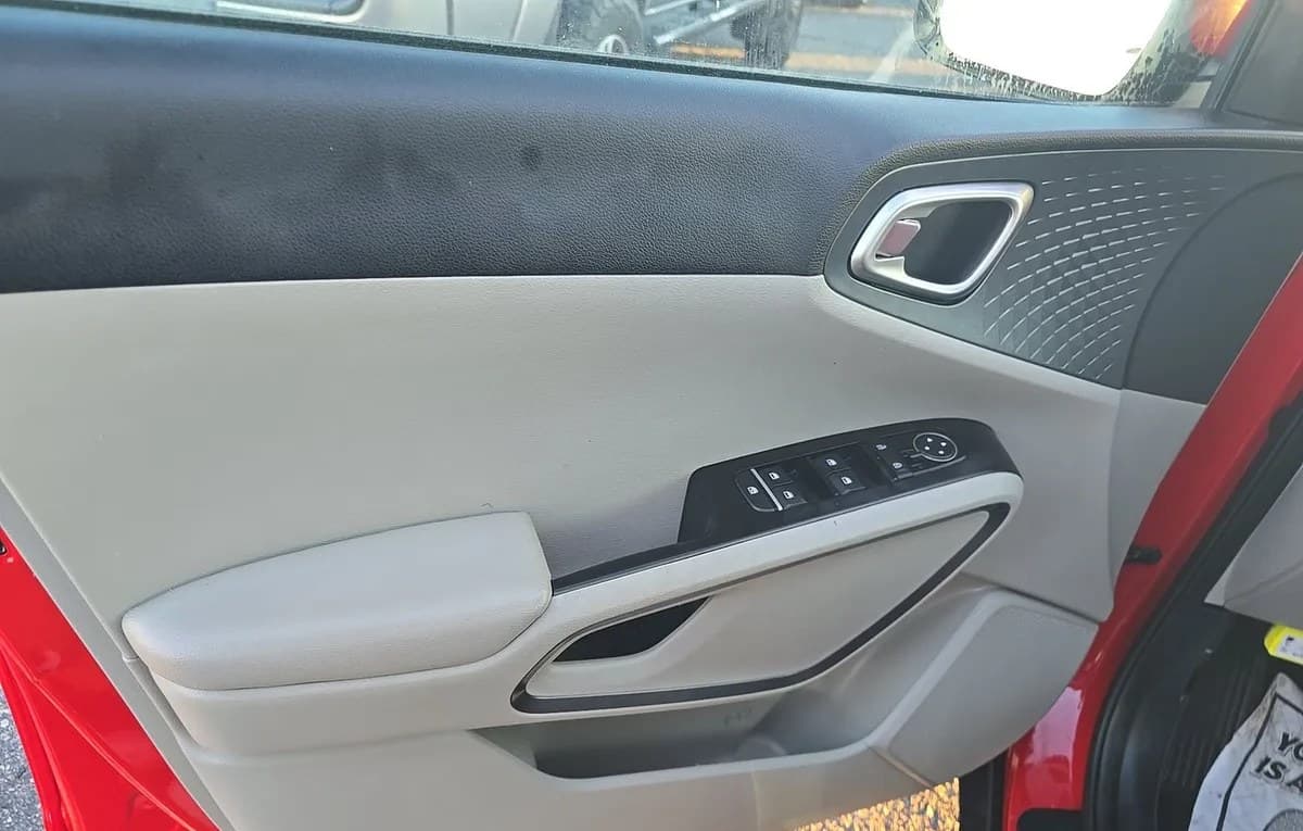 2020 KIA SOUL S 6
