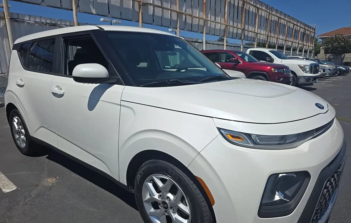 2021 KIA SOUL S 4