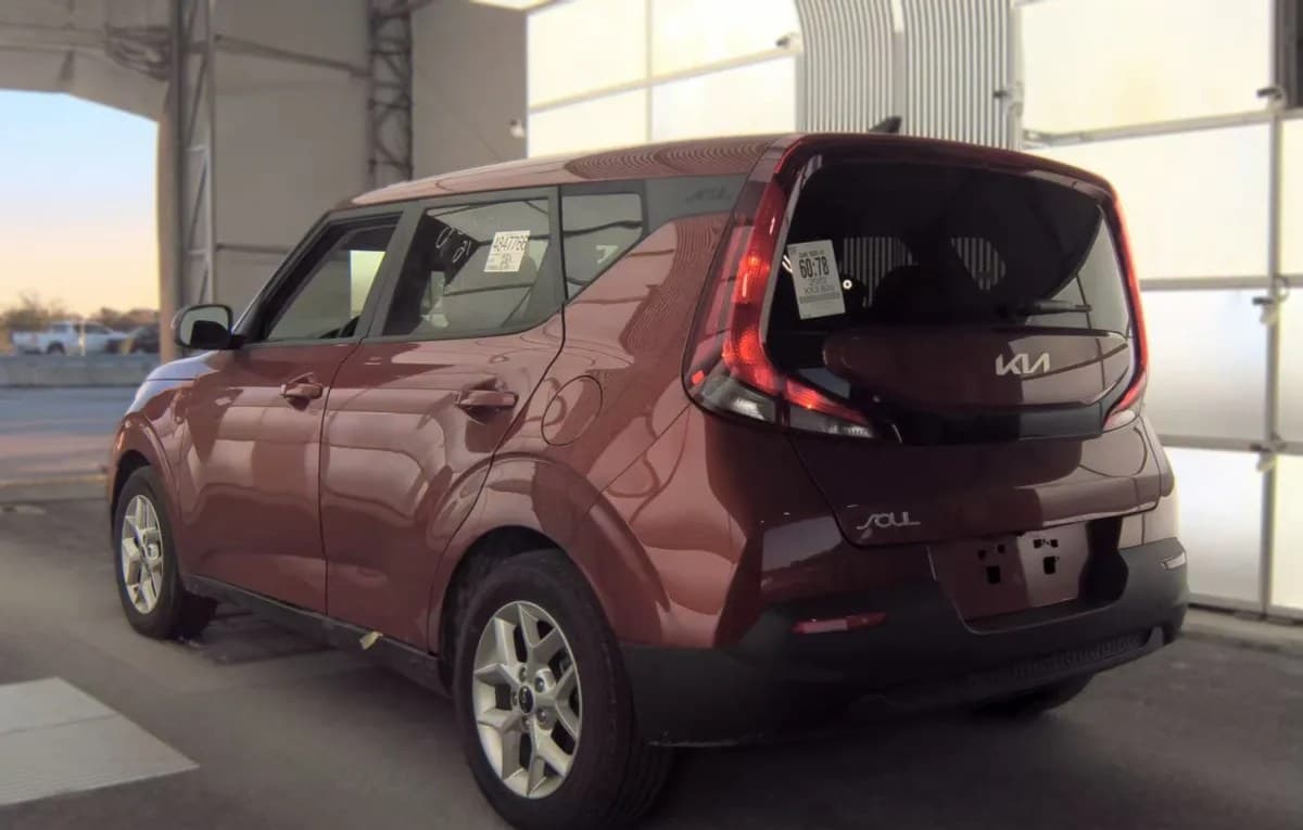 2022 KIA SOUL LX 5