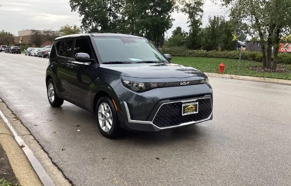 2025 KIA SOUL LX 4