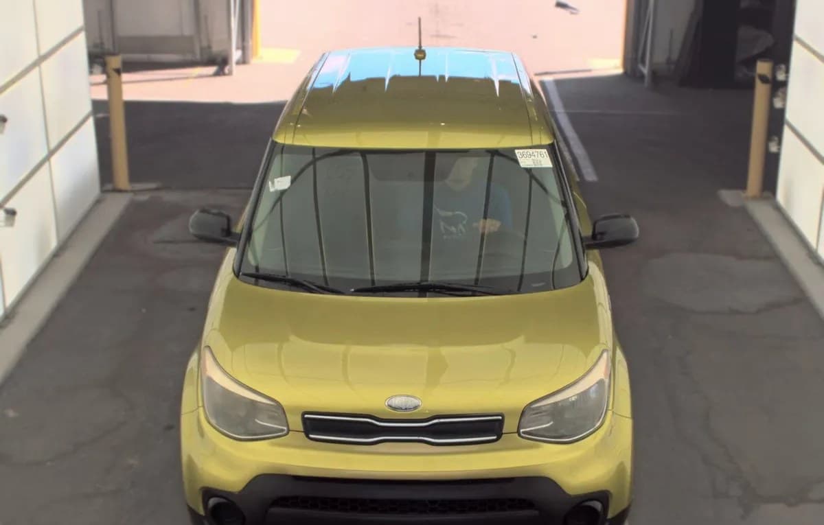2018 KIA SOUL Base 2