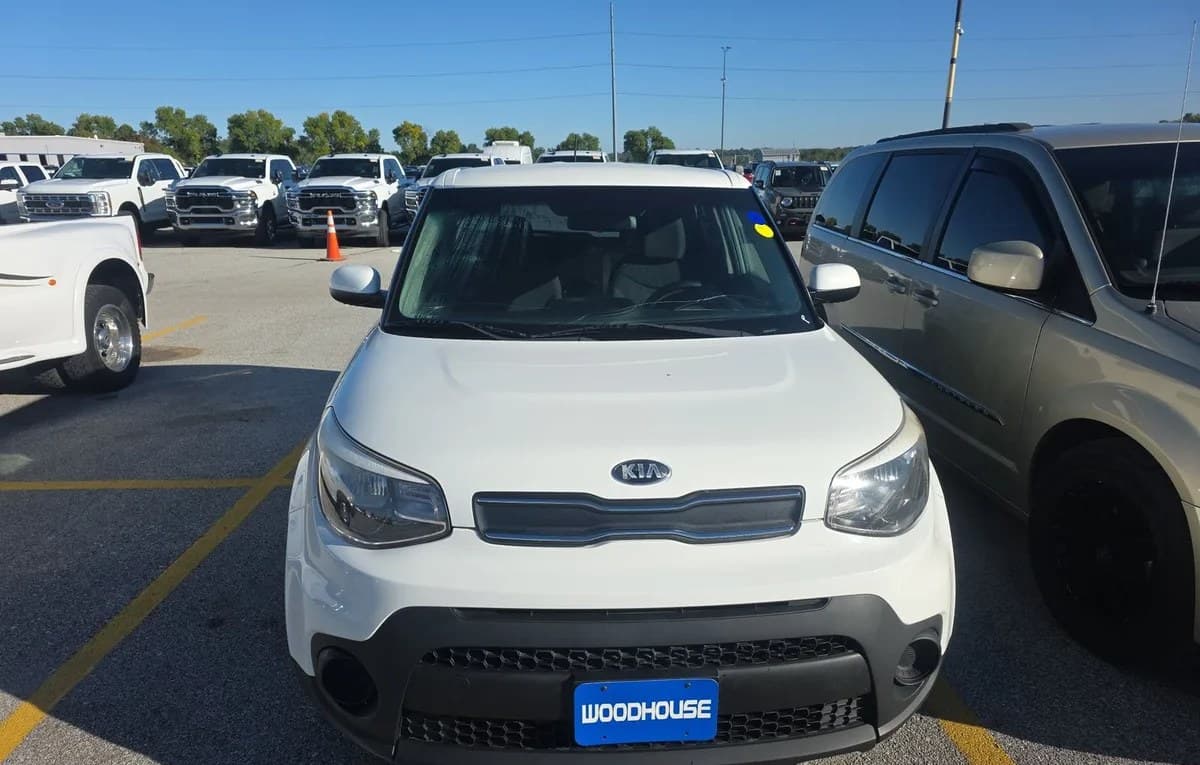 2019 KIA SOUL Base 2