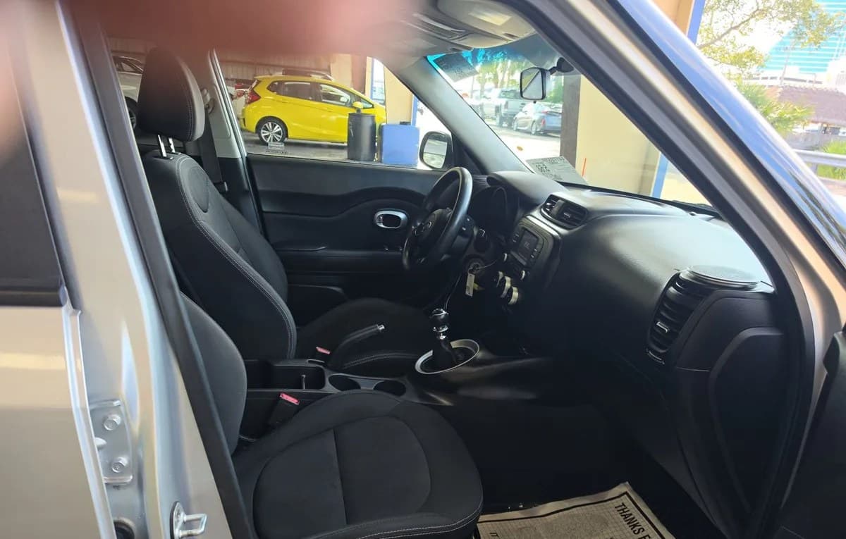 2019 KIA SOUL Base 4