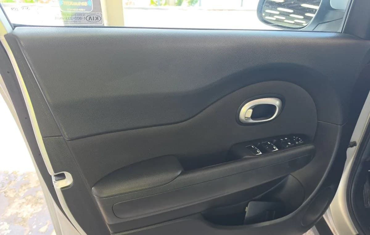 2019 KIA SOUL Base 5