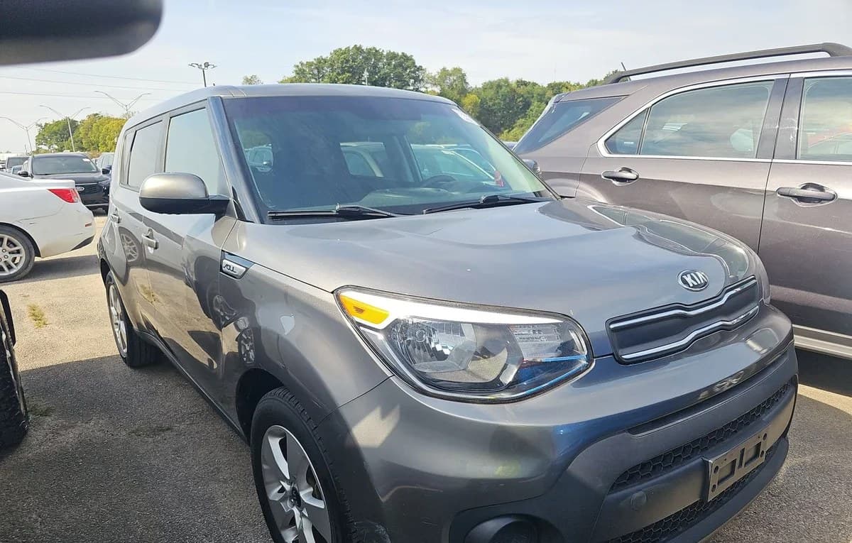2018 KIA SOUL Base 4