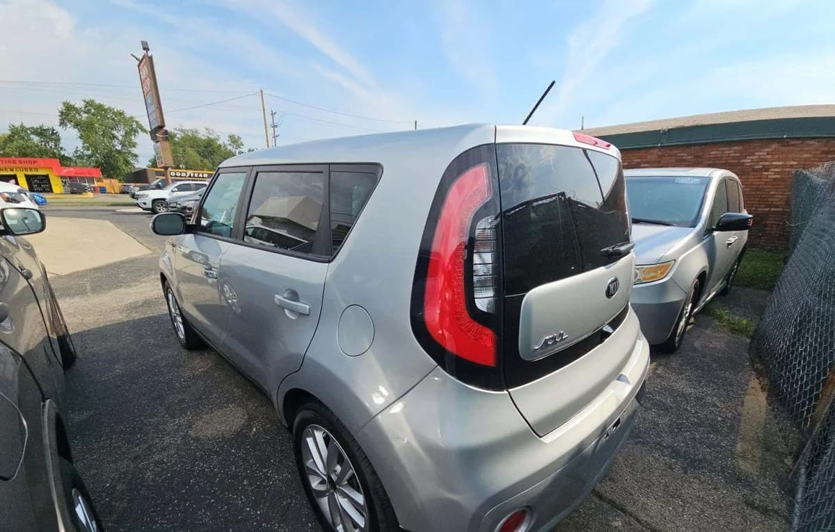 2019 KIA SOUL + 3