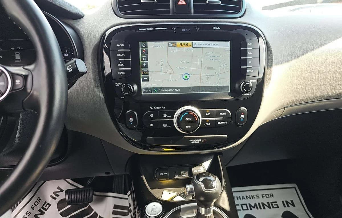 2019 KIA SOUL + 7