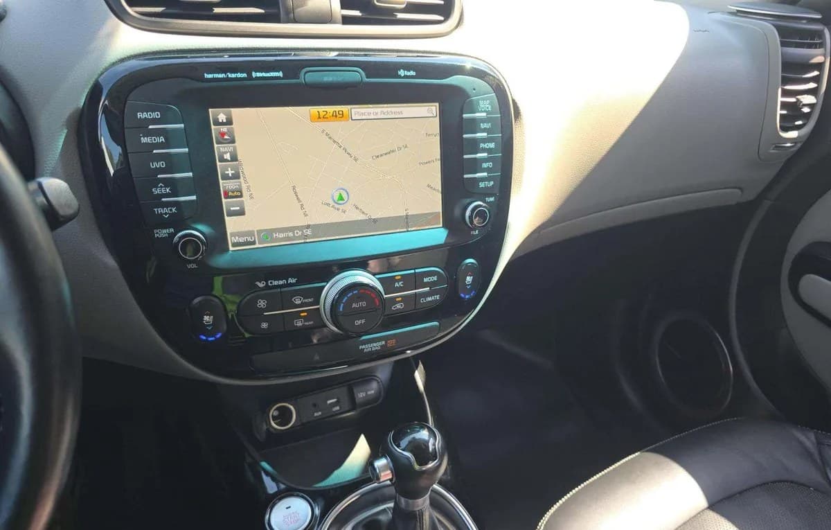2017 KIA SOUL + 7