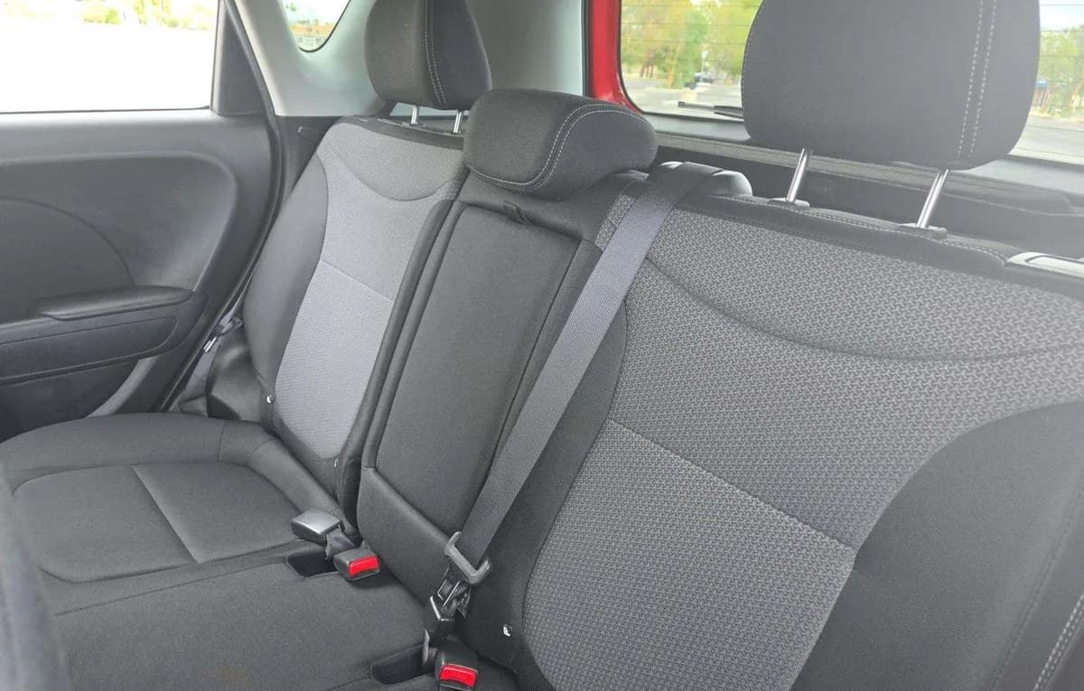 2019 KIA SOUL + 7
