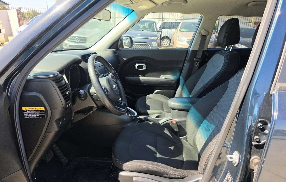 2017 KIA SOUL + 4