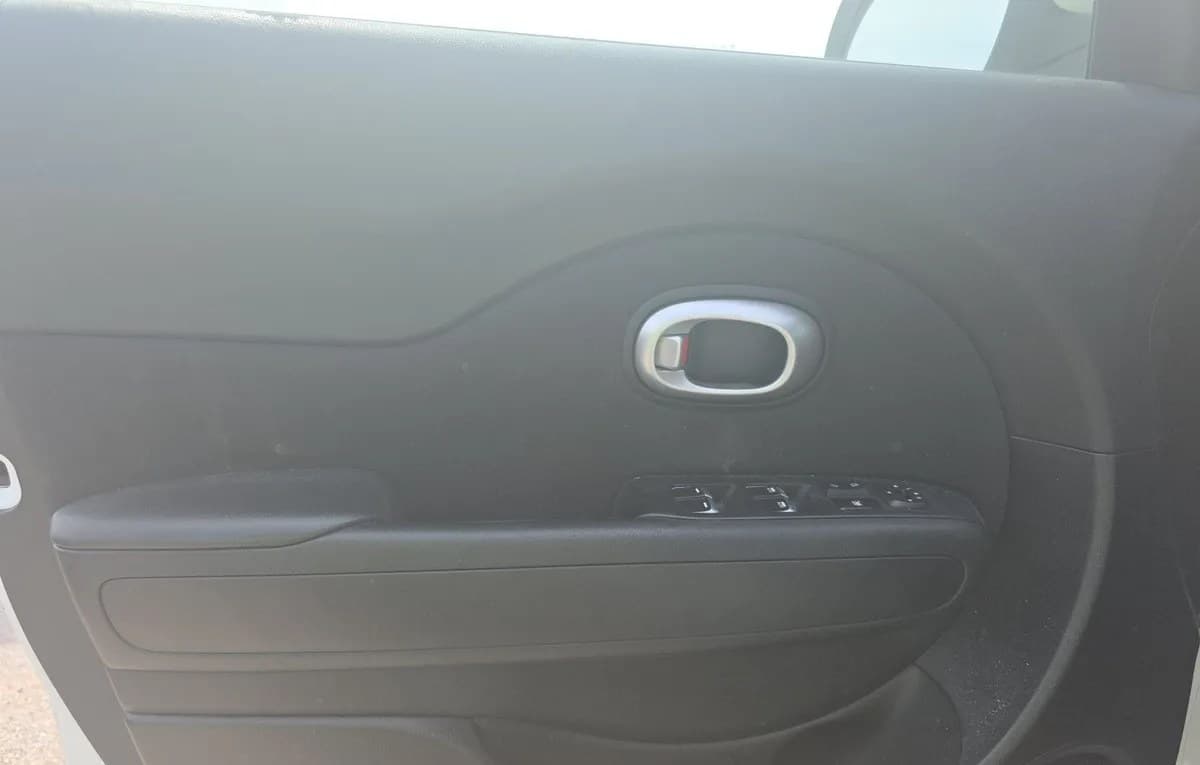2018 KIA SOUL + 5