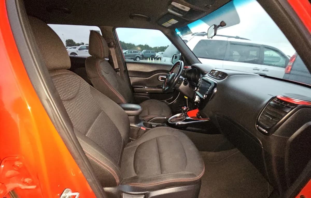 2019 KIA SOUL + 4