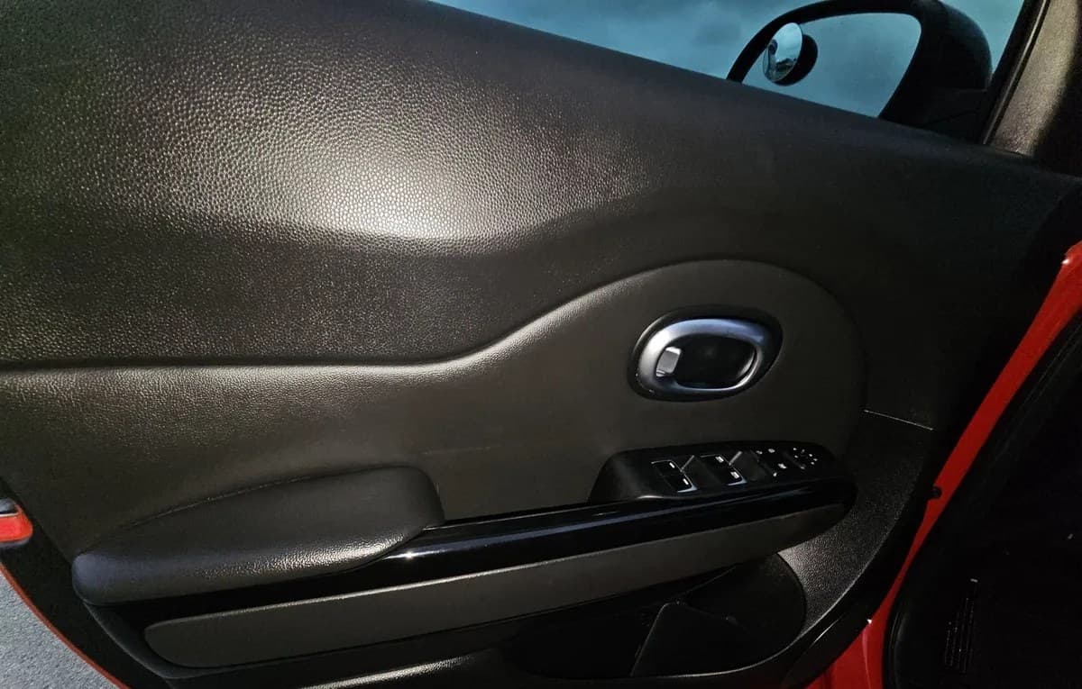 2019 KIA SOUL + 5