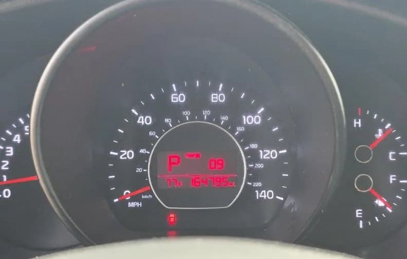 2019 KIA SOUL + 5
