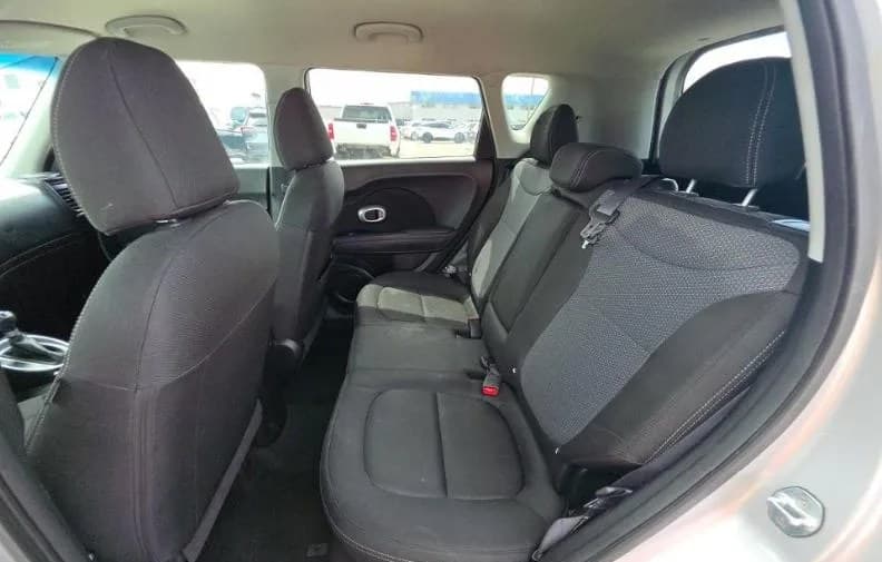 2019 KIA SOUL + 6