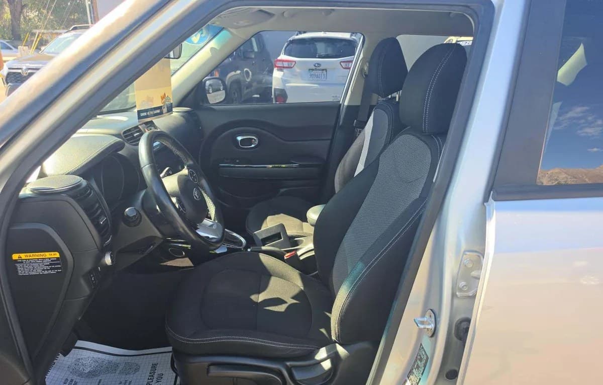 2017 KIA SOUL + 4