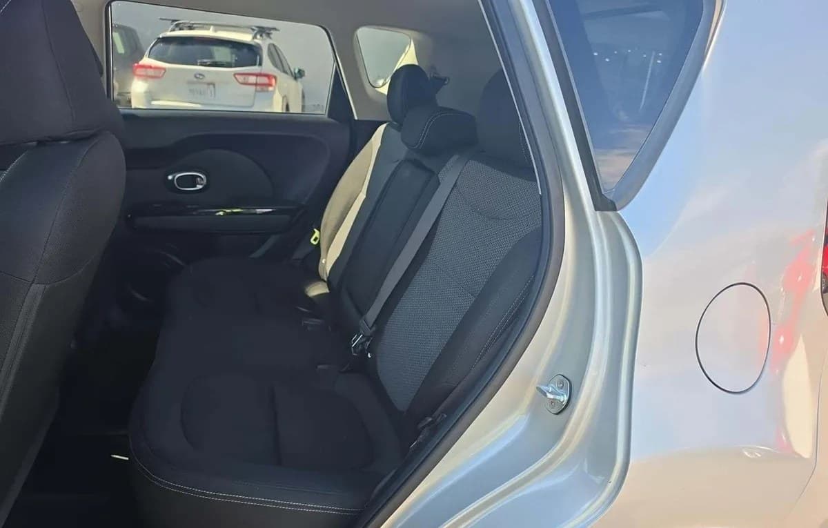 2017 KIA SOUL + 7