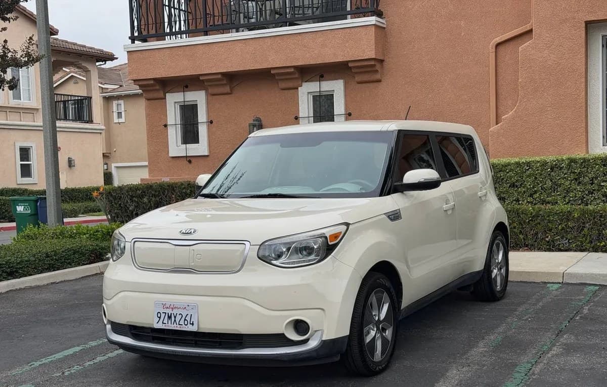 2019 KIA SOUL EV 2