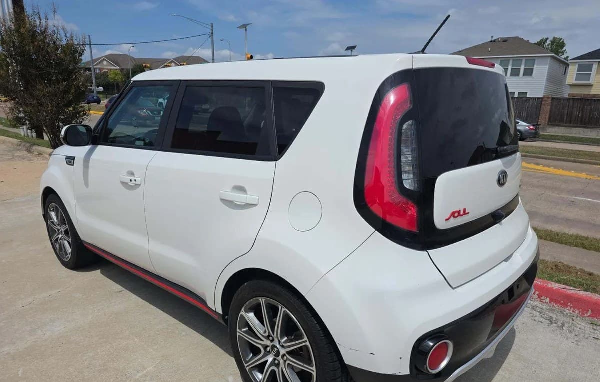 2019 KIA SOUL ! 3