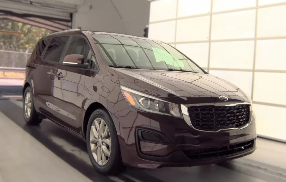 2019 KIA SEDONA EX 120.5" WB 4