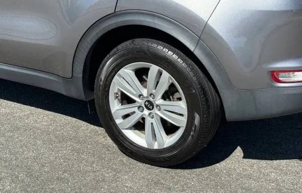 2017 KIA SPORTAGE LX 4