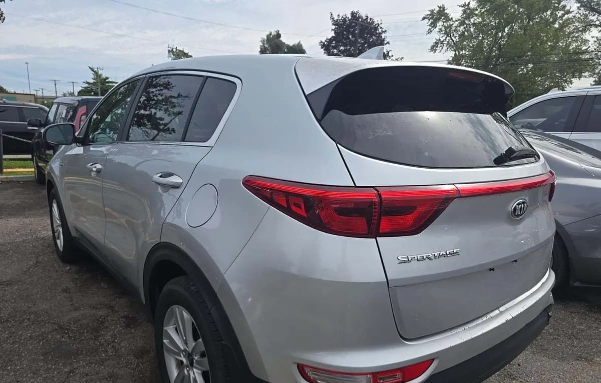 2018 KIA SPORTAGE LX 2
