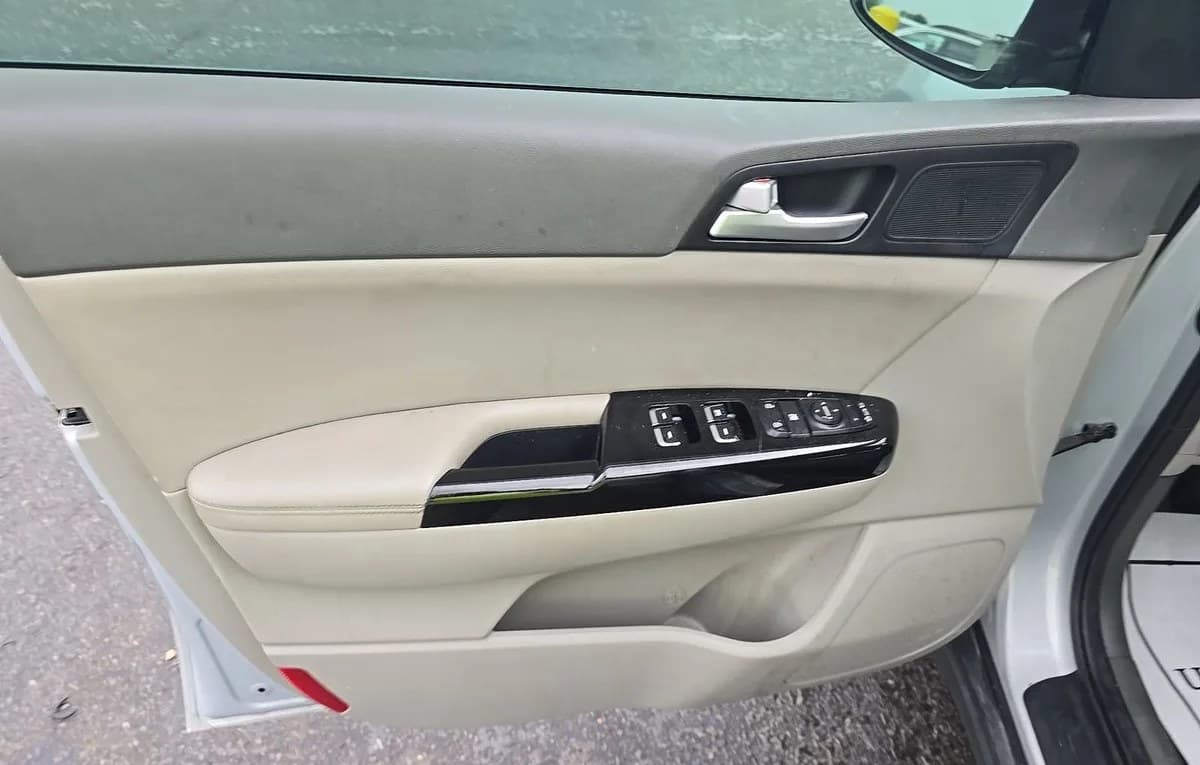 2018 KIA SPORTAGE EX 6