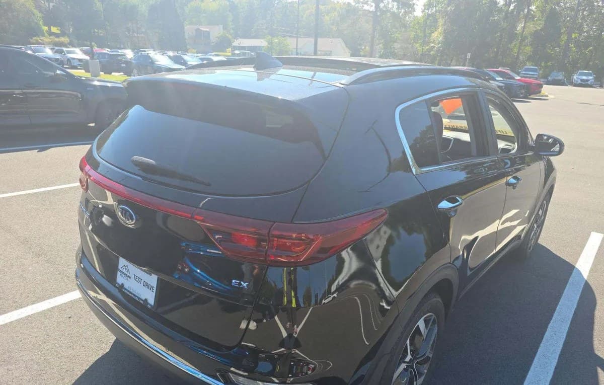 2022 KIA SPORTAGE EX 4