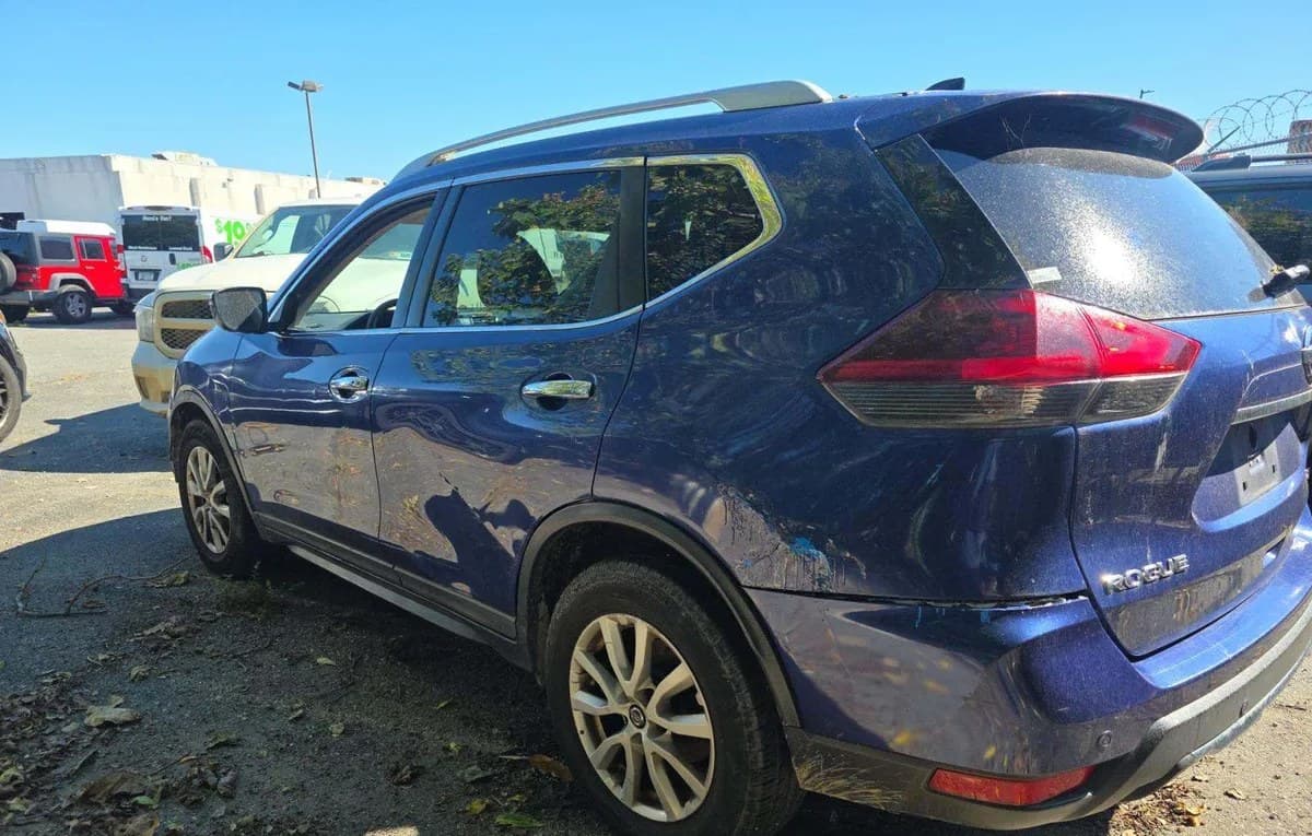 2020 NISSAN ROGUE SV 3